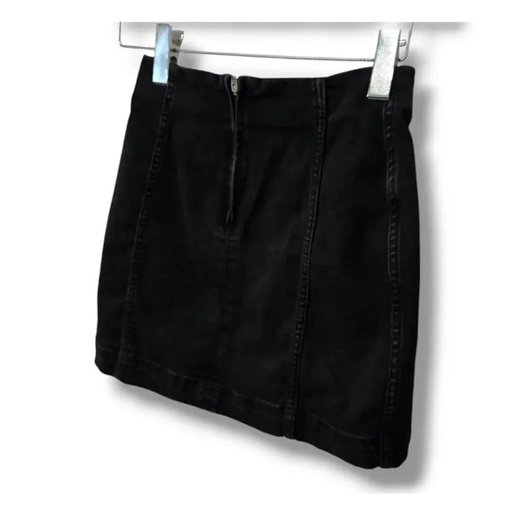 Wild Fable Women's black Denim Mini Skirt - size 00 - Picture 4 of 7